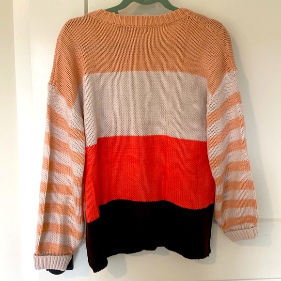 NWT Colorblock Sweater - Picture 4 of 4